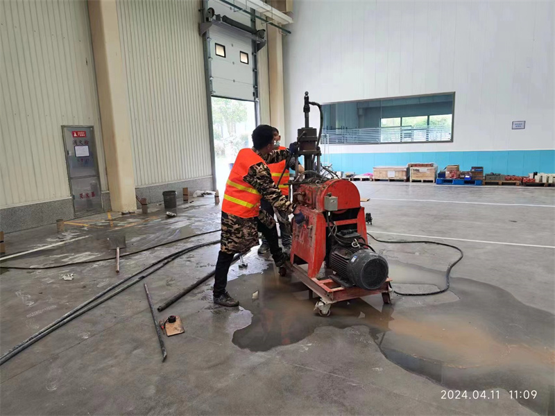 慈溪厂房地面下沉塌陷注浆加固施工